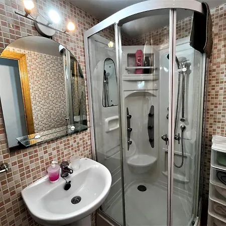 Apartment Vis5 - Estudio Con Wifi, Fire Stick Amazon, Centro A 5 Minutos, Playa A 900 Metros Torremolinos
